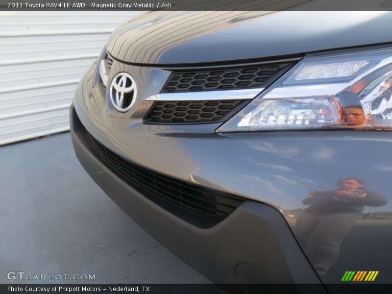 Magnetic Gray Metallic / Ash 2013 Toyota RAV4 LE AWD