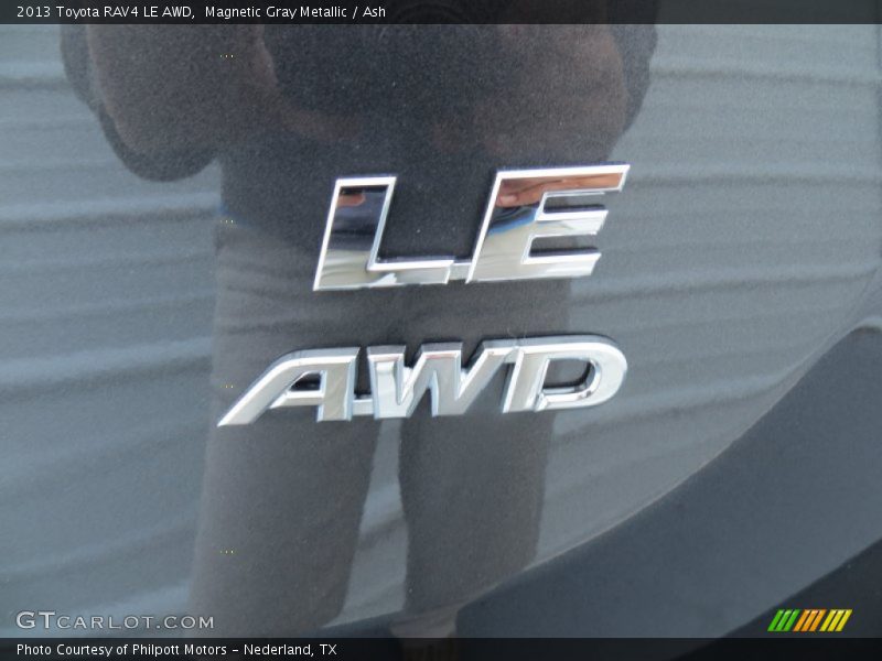 Magnetic Gray Metallic / Ash 2013 Toyota RAV4 LE AWD