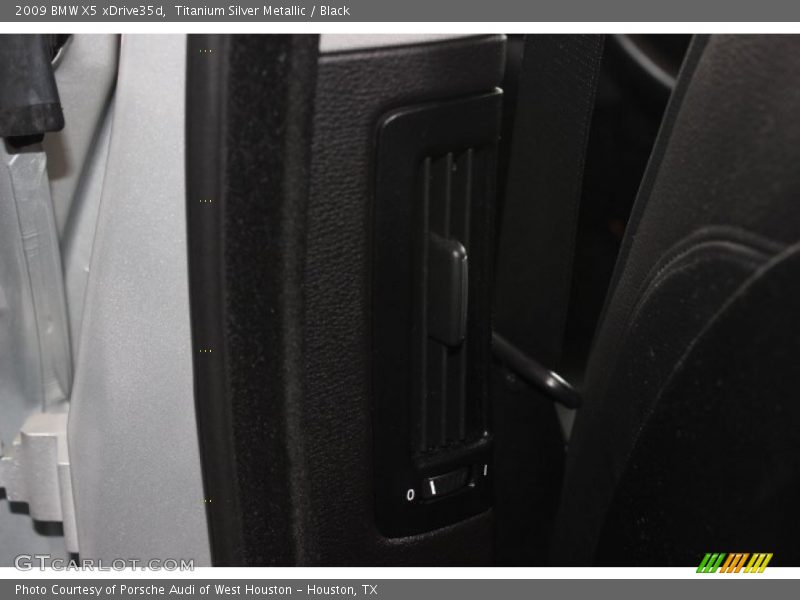 Titanium Silver Metallic / Black 2009 BMW X5 xDrive35d