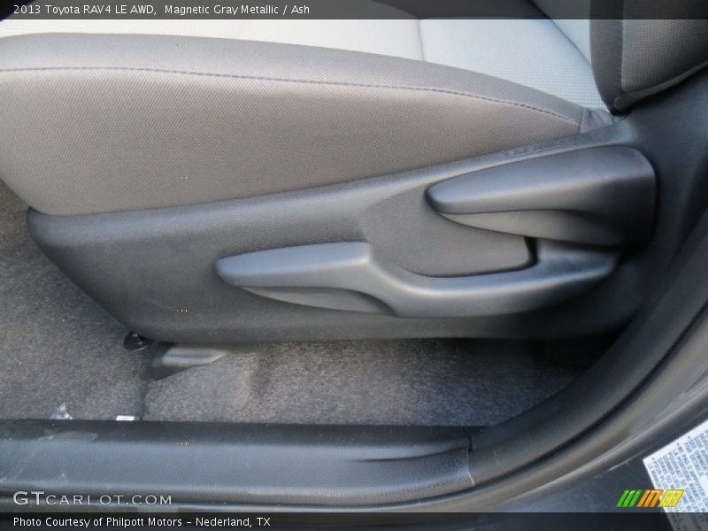 Magnetic Gray Metallic / Ash 2013 Toyota RAV4 LE AWD