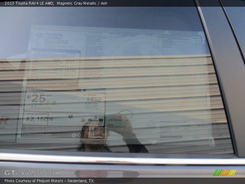 Magnetic Gray Metallic / Ash 2013 Toyota RAV4 LE AWD