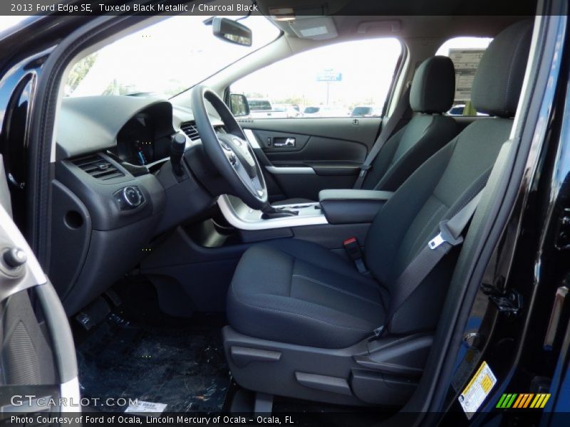Tuxedo Black Metallic / Charcoal Black 2013 Ford Edge SE