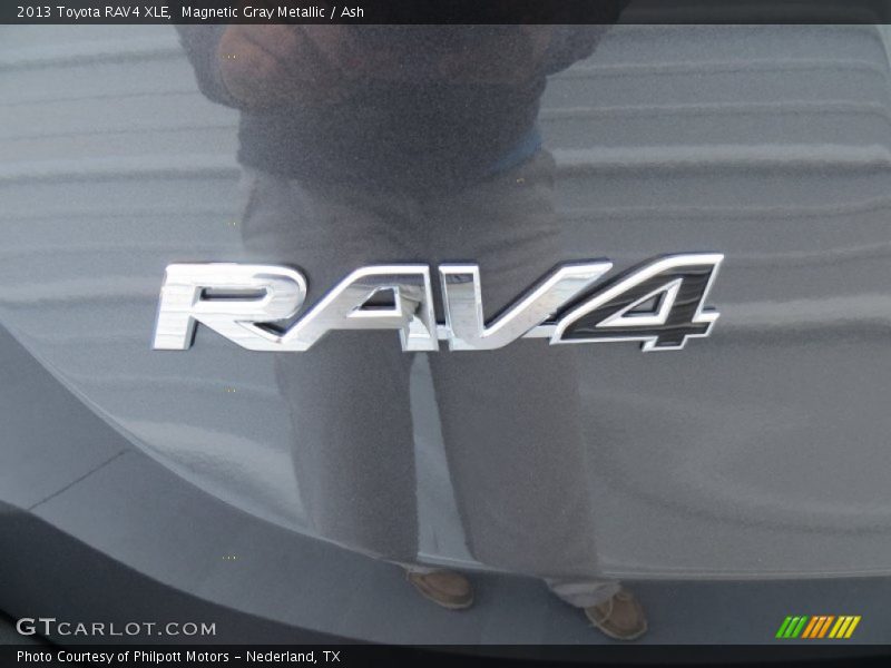 Magnetic Gray Metallic / Ash 2013 Toyota RAV4 XLE