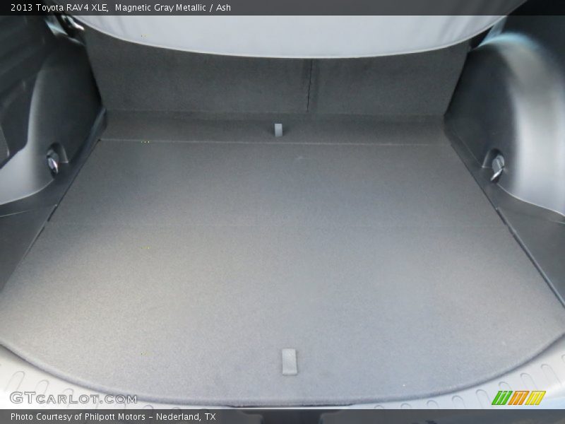 Magnetic Gray Metallic / Ash 2013 Toyota RAV4 XLE