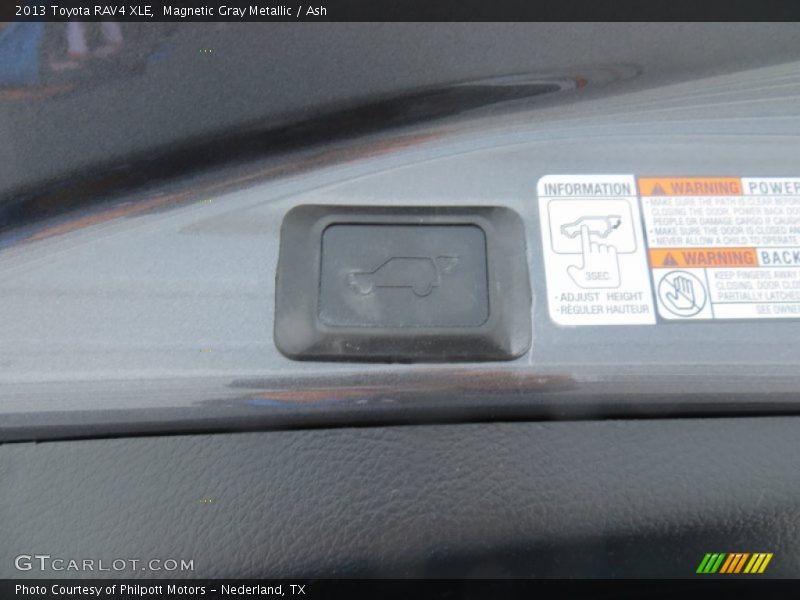 Magnetic Gray Metallic / Ash 2013 Toyota RAV4 XLE