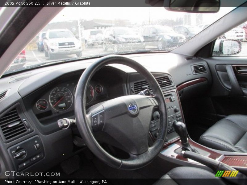 Silver Metallic / Graphite 2009 Volvo S60 2.5T