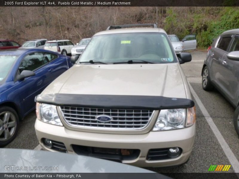 Pueblo Gold Metallic / Medium Parchment 2005 Ford Explorer XLT 4x4