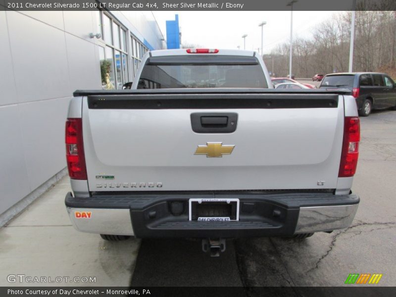 Sheer Silver Metallic / Ebony 2011 Chevrolet Silverado 1500 LT Regular Cab 4x4