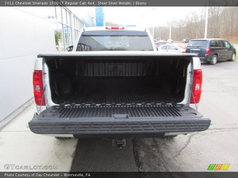 Sheer Silver Metallic / Ebony 2011 Chevrolet Silverado 1500 LT Regular Cab 4x4