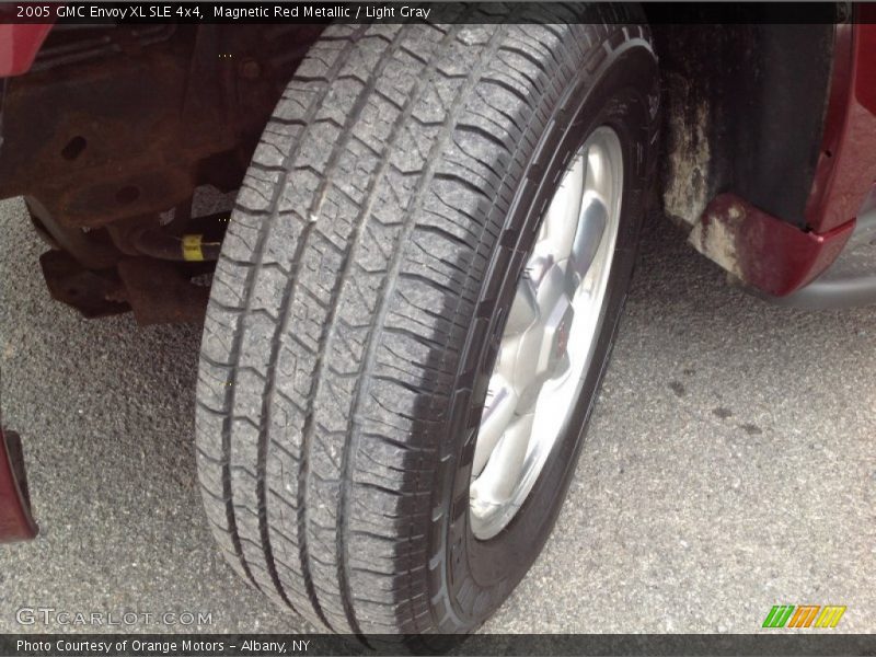 Magnetic Red Metallic / Light Gray 2005 GMC Envoy XL SLE 4x4