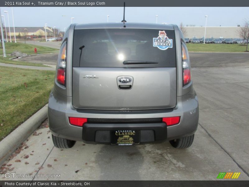Titanium Gray / Black Soul Logo Cloth 2011 Kia Soul +