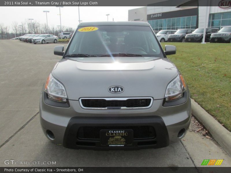 Titanium Gray / Black Soul Logo Cloth 2011 Kia Soul +