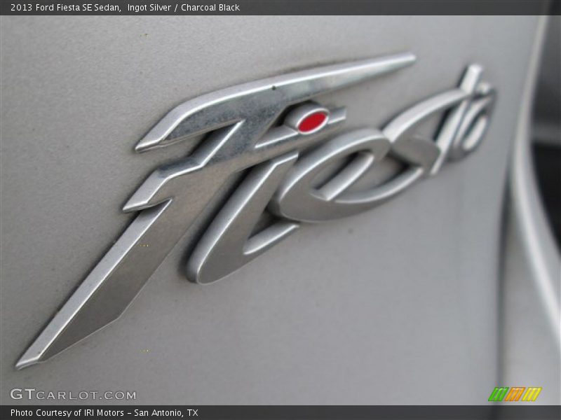 Ingot Silver / Charcoal Black 2013 Ford Fiesta SE Sedan