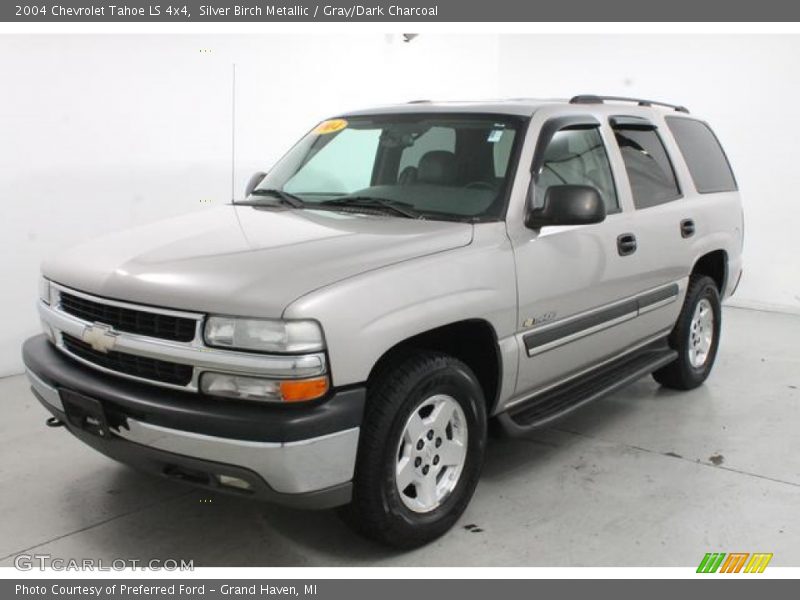 Silver Birch Metallic / Gray/Dark Charcoal 2004 Chevrolet Tahoe LS 4x4