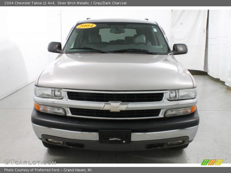 Silver Birch Metallic / Gray/Dark Charcoal 2004 Chevrolet Tahoe LS 4x4