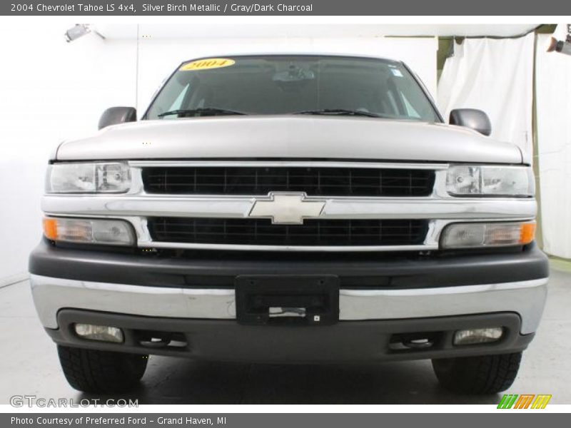 Silver Birch Metallic / Gray/Dark Charcoal 2004 Chevrolet Tahoe LS 4x4