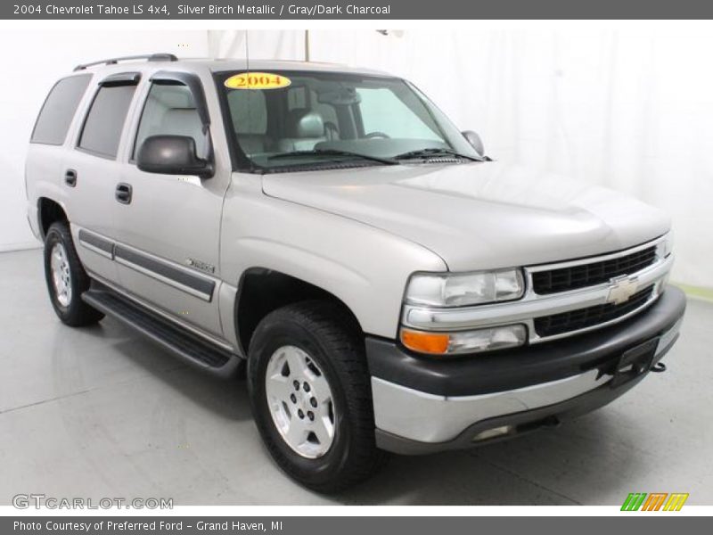 Silver Birch Metallic / Gray/Dark Charcoal 2004 Chevrolet Tahoe LS 4x4