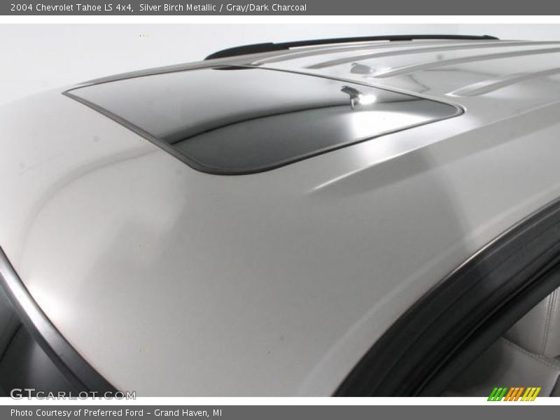 Silver Birch Metallic / Gray/Dark Charcoal 2004 Chevrolet Tahoe LS 4x4