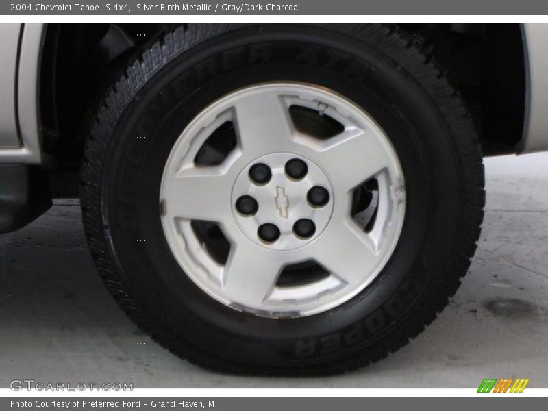 Silver Birch Metallic / Gray/Dark Charcoal 2004 Chevrolet Tahoe LS 4x4