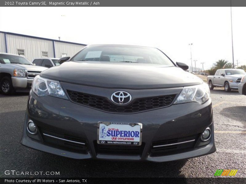 Magnetic Gray Metallic / Ash 2012 Toyota Camry SE