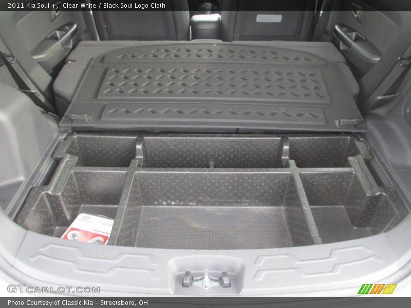 Clear White / Black Soul Logo Cloth 2011 Kia Soul +