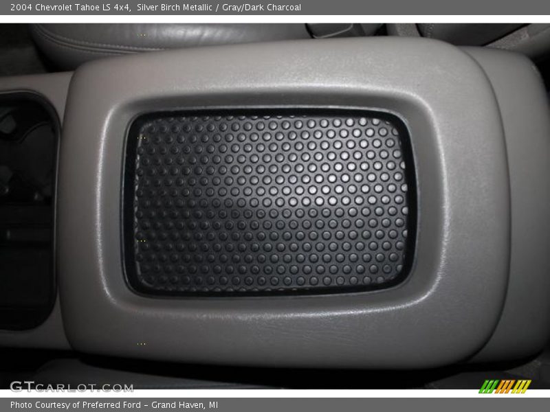 Silver Birch Metallic / Gray/Dark Charcoal 2004 Chevrolet Tahoe LS 4x4