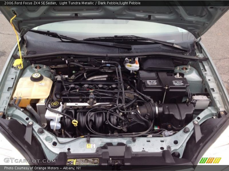Light Tundra Metallic / Dark Pebble/Light Pebble 2006 Ford Focus ZX4 SE Sedan