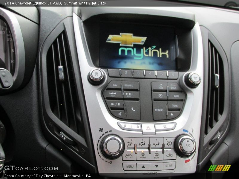 Summit White / Jet Black 2014 Chevrolet Equinox LT AWD