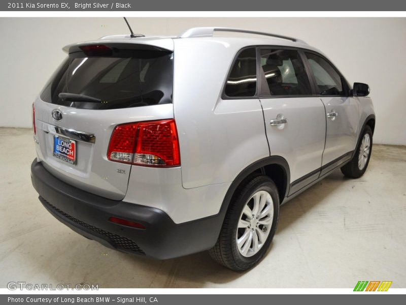 Bright Silver / Black 2011 Kia Sorento EX