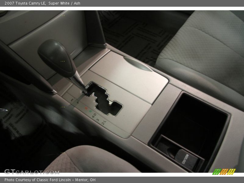 Super White / Ash 2007 Toyota Camry LE