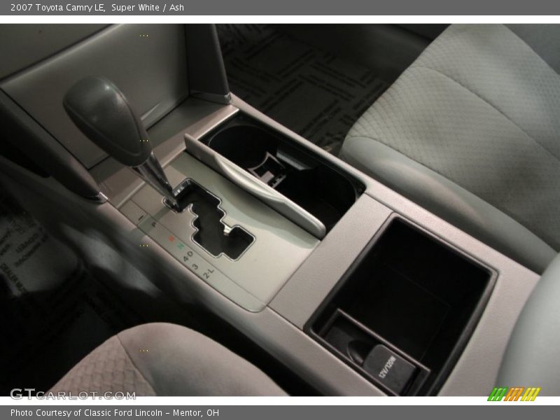 Super White / Ash 2007 Toyota Camry LE