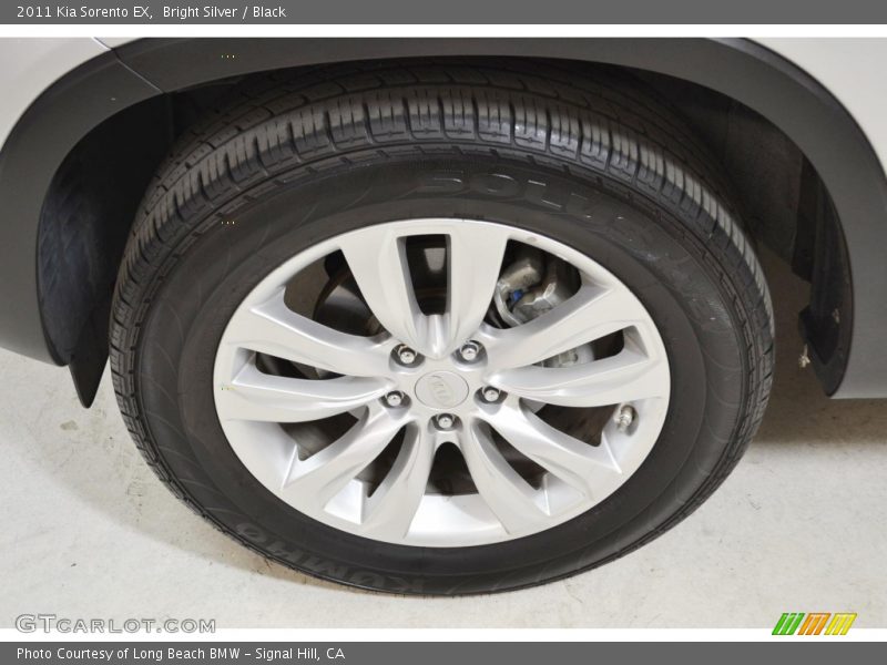 Bright Silver / Black 2011 Kia Sorento EX