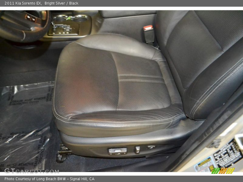 Bright Silver / Black 2011 Kia Sorento EX