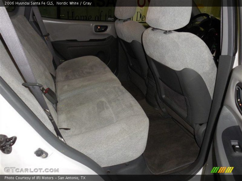 Nordic White / Gray 2006 Hyundai Santa Fe GLS