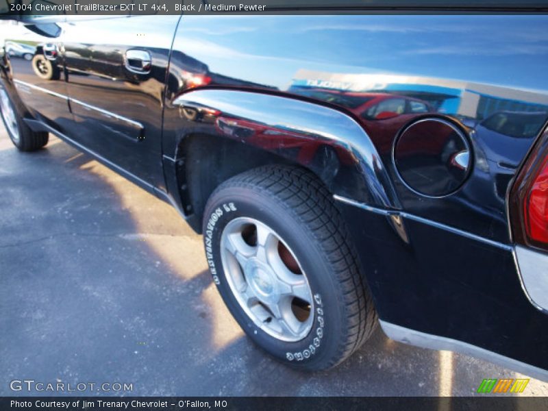 Black / Medium Pewter 2004 Chevrolet TrailBlazer EXT LT 4x4