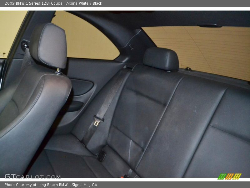 Alpine White / Black 2009 BMW 1 Series 128i Coupe