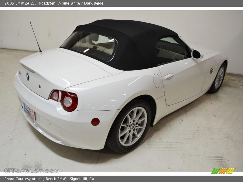 Alpine White / Dark Beige 2005 BMW Z4 2.5i Roadster