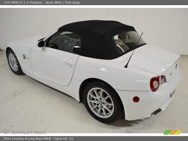 Alpine White / Dark Beige 2005 BMW Z4 2.5i Roadster