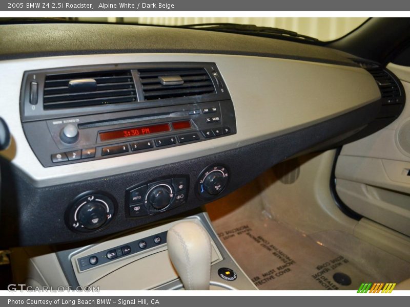 Alpine White / Dark Beige 2005 BMW Z4 2.5i Roadster