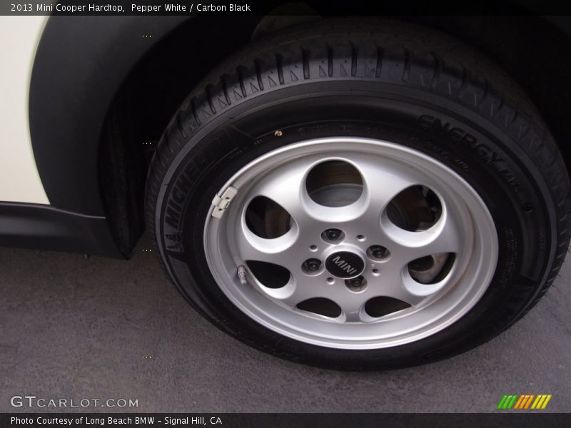 Pepper White / Carbon Black 2013 Mini Cooper Hardtop