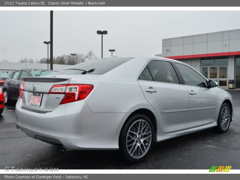 Classic Silver Metallic / Black/Ash 2012 Toyota Camry SE