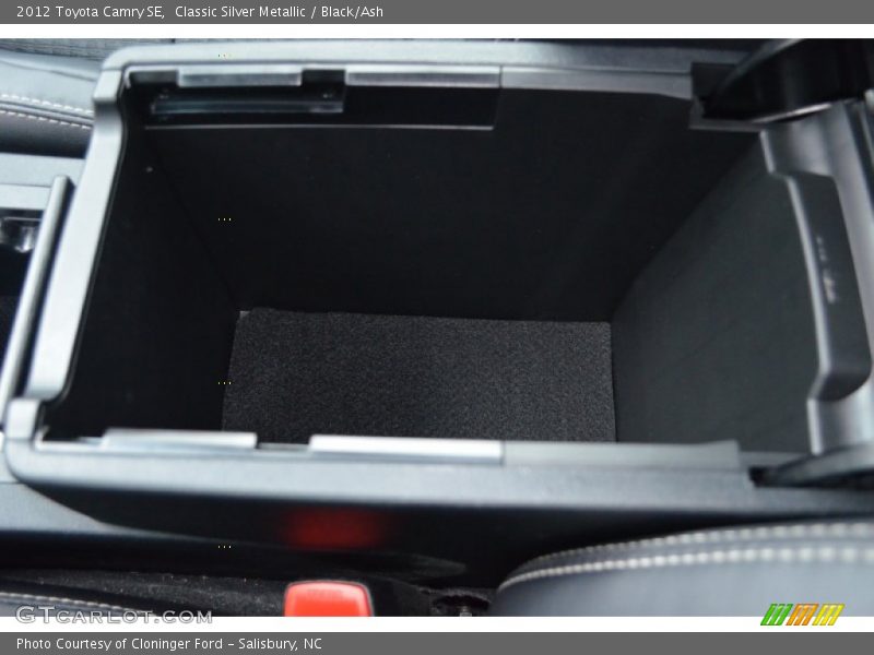 Classic Silver Metallic / Black/Ash 2012 Toyota Camry SE