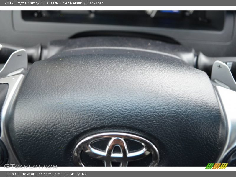 Classic Silver Metallic / Black/Ash 2012 Toyota Camry SE