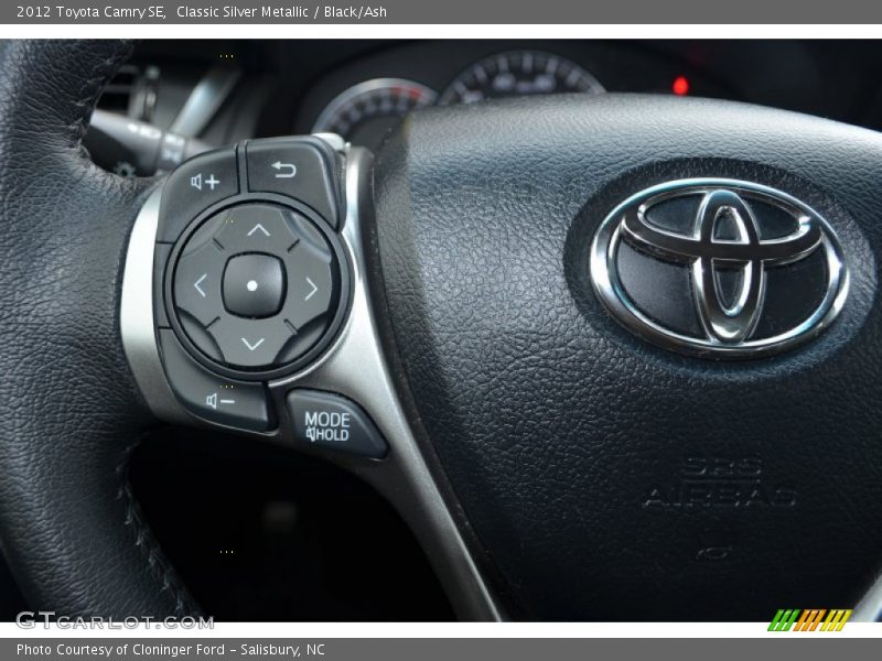 Classic Silver Metallic / Black/Ash 2012 Toyota Camry SE