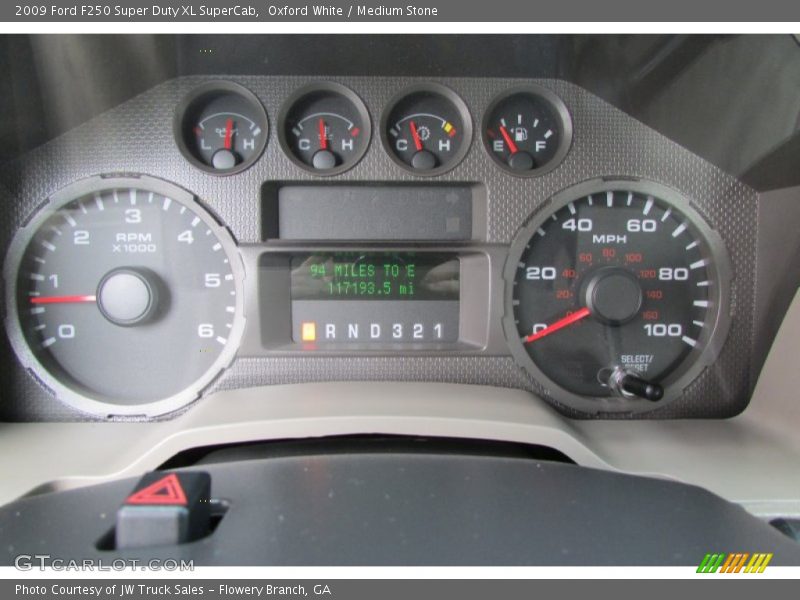 Oxford White / Medium Stone 2009 Ford F250 Super Duty XL SuperCab