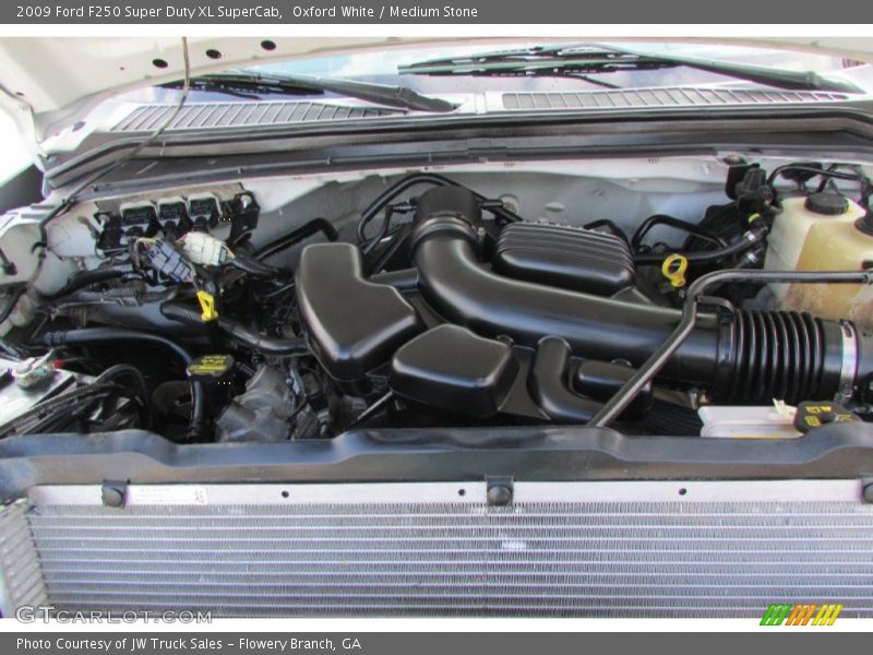 2009 F250 Super Duty XL SuperCab Engine - 5.4 Liter SOHC 24-Valve VVT Triton V8