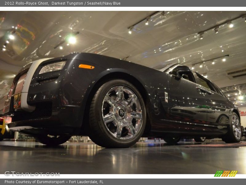 Darkest Tungston / Seashell/Navy Blue 2012 Rolls-Royce Ghost
