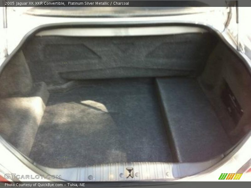  2005 XK XKR Convertible Trunk