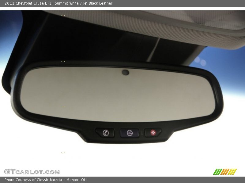 Summit White / Jet Black Leather 2011 Chevrolet Cruze LTZ
