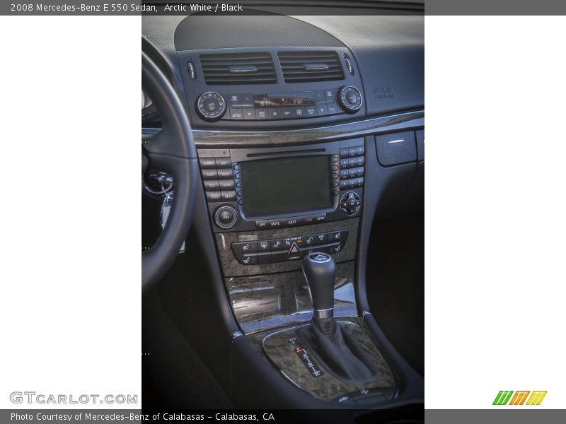 Arctic White / Black 2008 Mercedes-Benz E 550 Sedan
